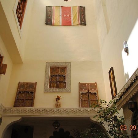 Dar Mounadim Fez Kültér fotó