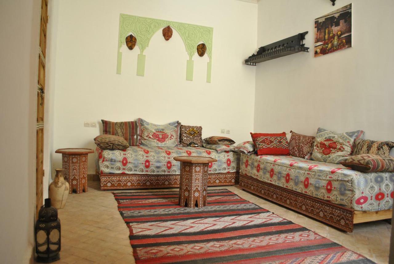Dar Mounadim Fez Kültér fotó