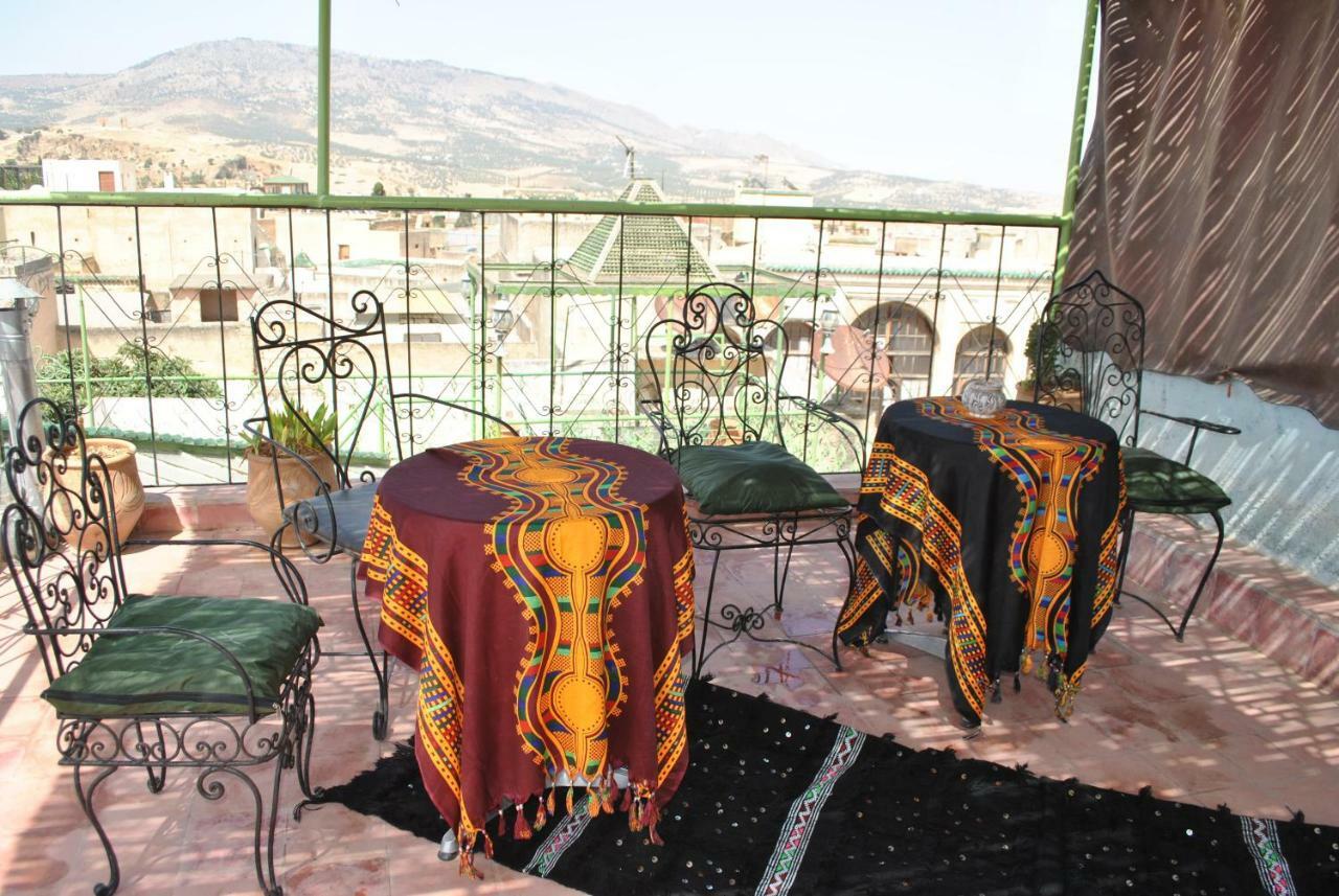 Dar Mounadim Fez Kültér fotó